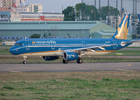 Vietnam Airlines mở bán 30.000 vé máy bay giữa Hà Nội – TP.HCM giá 789.000 đồng